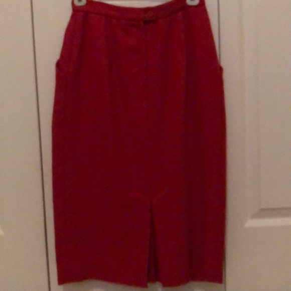 Vintage Carlisle Red Wool Kick Back Skirt SZ 4 - Picture 5 of 5